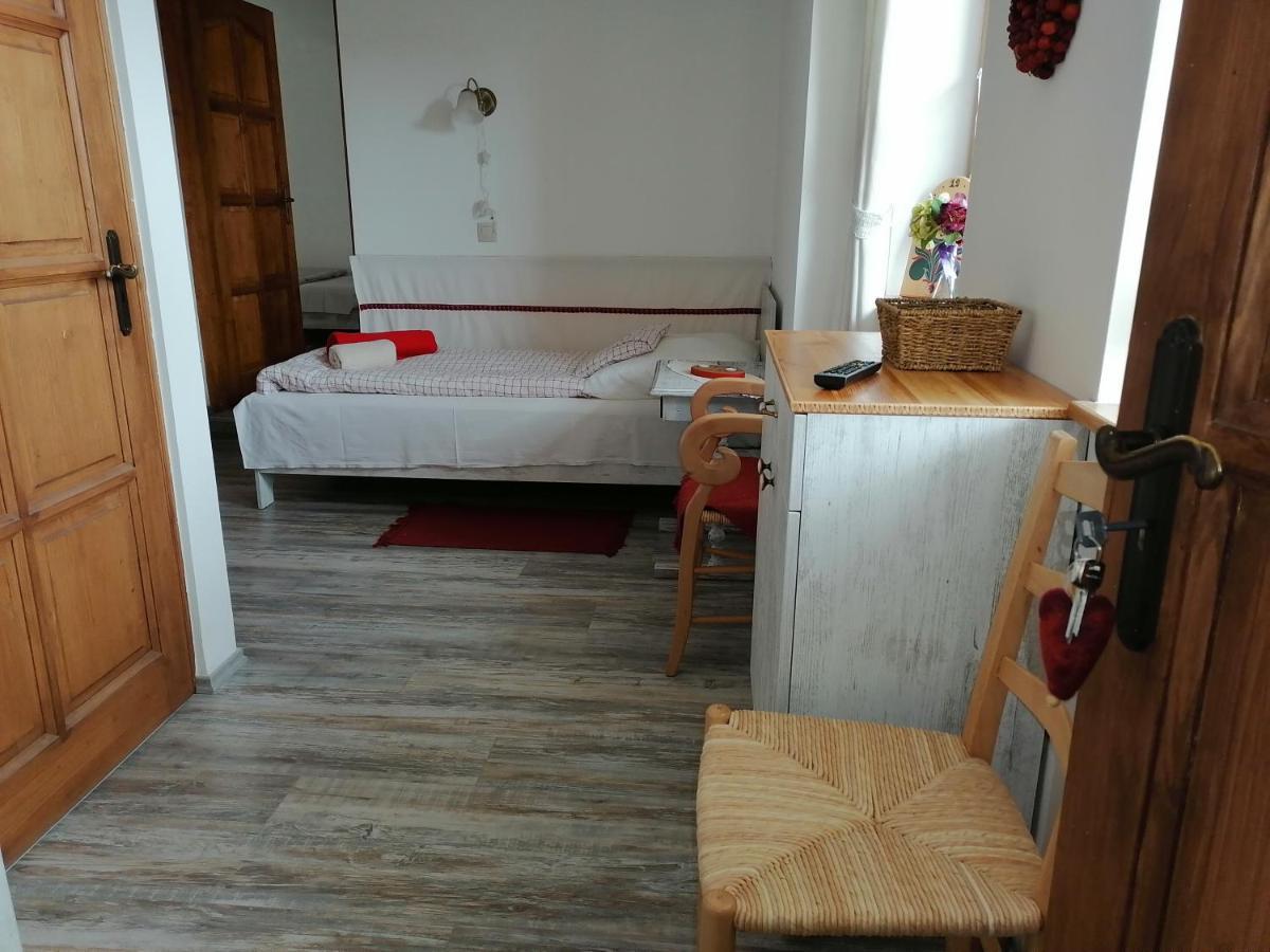 Míves Vendégház Pogány Exterior foto